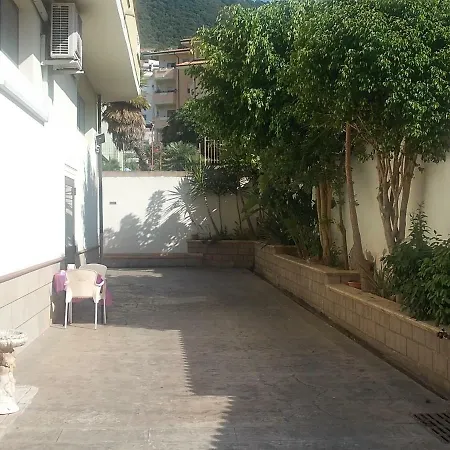 A La Maison De Gabry 2* فيبو فالينتيا مارينا