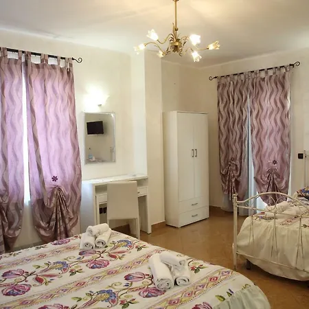 A La Maison De Gabry Bed & Breakfast