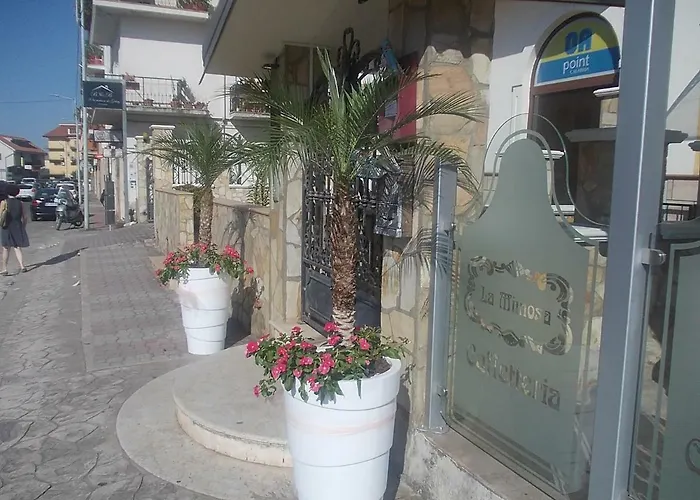 Alojamento de Acomodação e Pequeno-almoço A La Maison De Gabry 4*